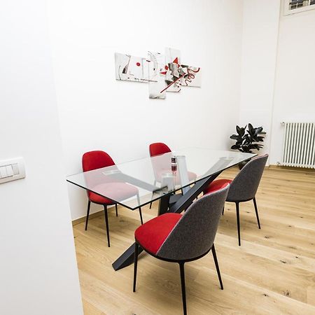 Loft La Sedia Rossa - Centro Storico Apartment Milano Exterior foto