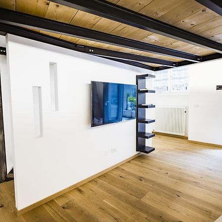 Loft La Sedia Rossa - Centro Storico Apartment Milano Exterior foto