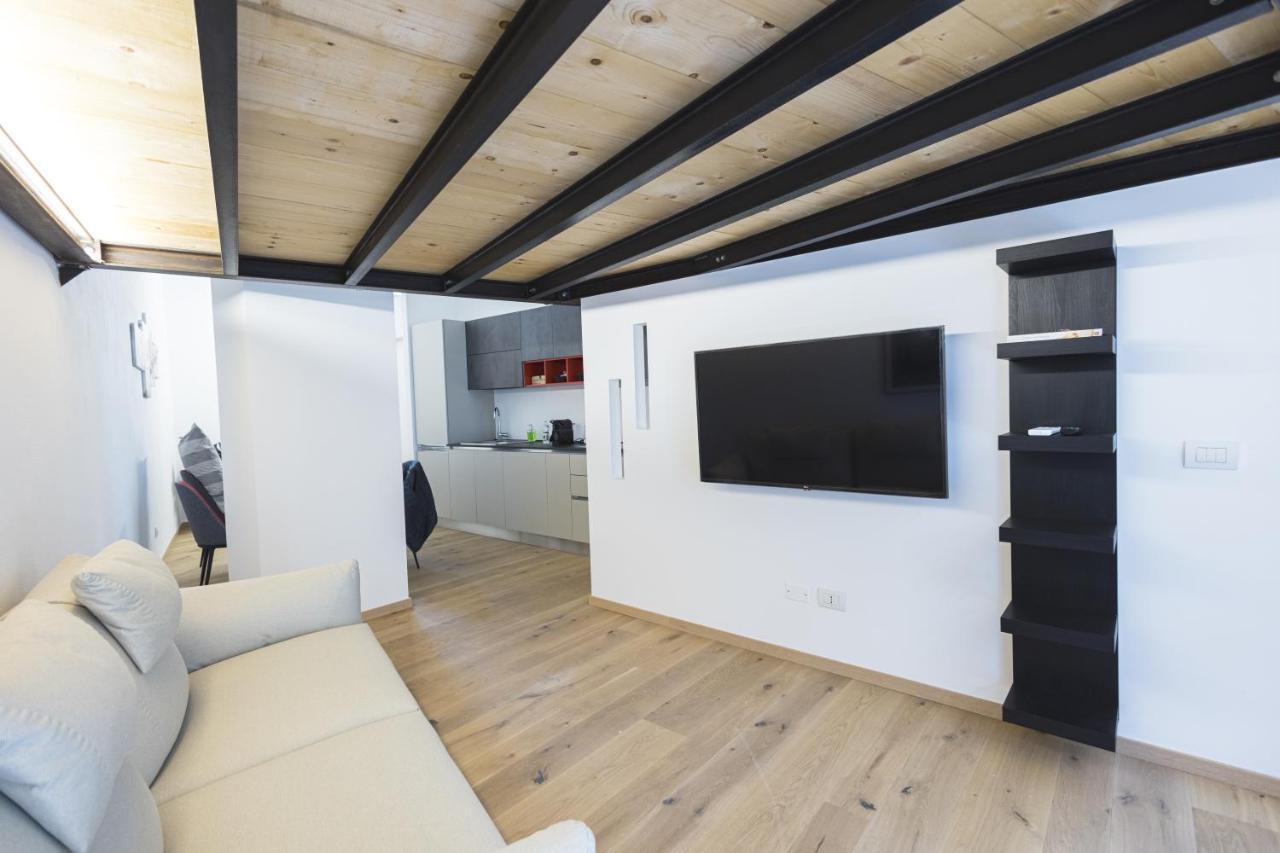 Loft La Sedia Rossa - Centro Storico Apartment Milano Exterior foto